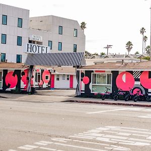 Santa Monica Hotel